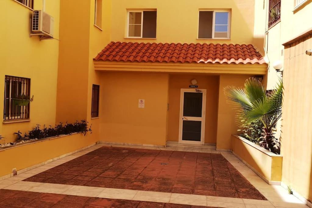 Lujoso Piso Centro Aparcamiento Privado, Terraza & Ac Apartment Málaga Exterior foto