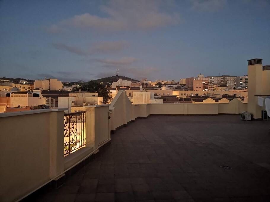 Lujoso Piso Centro Aparcamiento Privado, Terraza & Ac Apartment Málaga Exterior foto